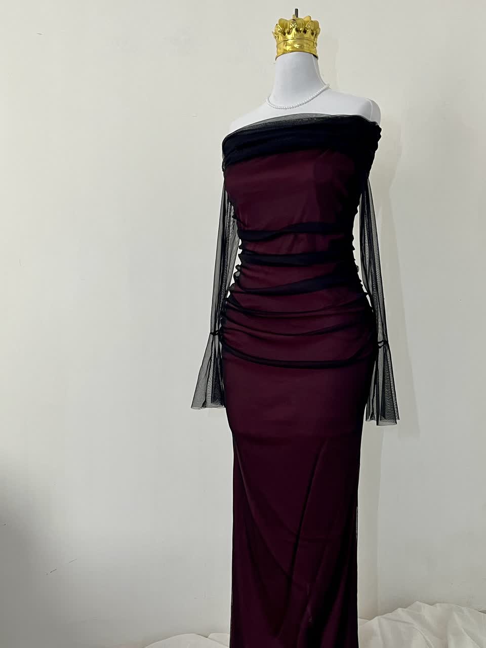 لباس مجلسی چری